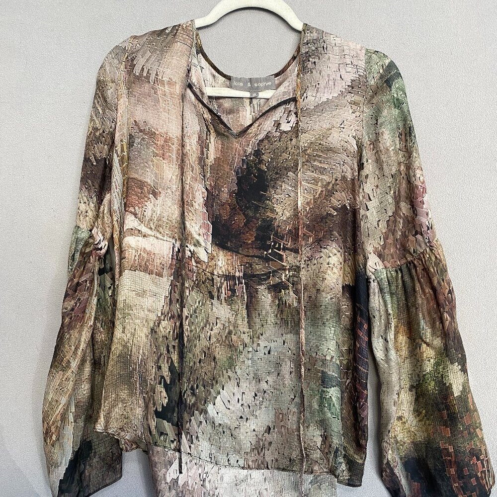 Lola & Sophie Silk Blouse XS Abstract Print Boho Sheer Bell Sleeve Top